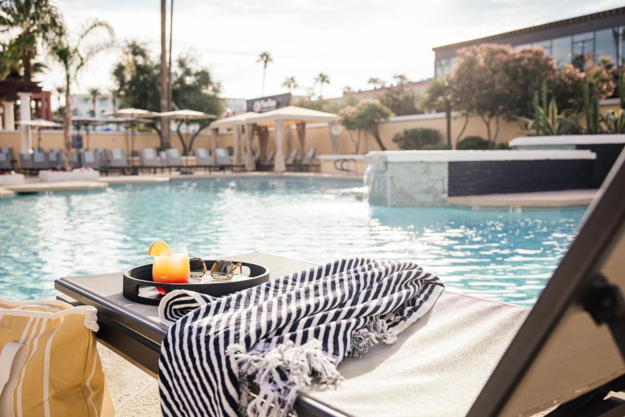 Crowne Plaza Phoenix - Chandler Golf Resort By Ihg Exterior foto