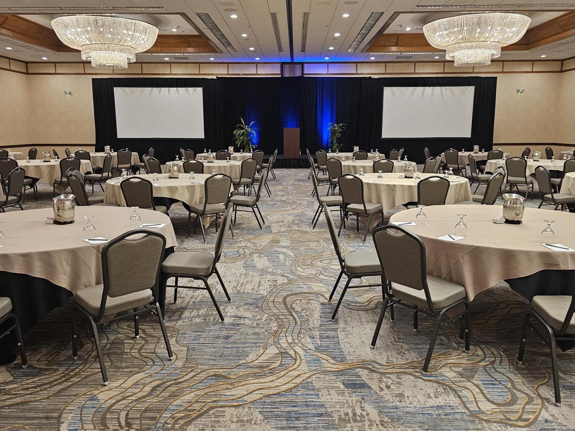 Crowne Plaza Phoenix - Chandler Golf Resort By Ihg Exterior foto