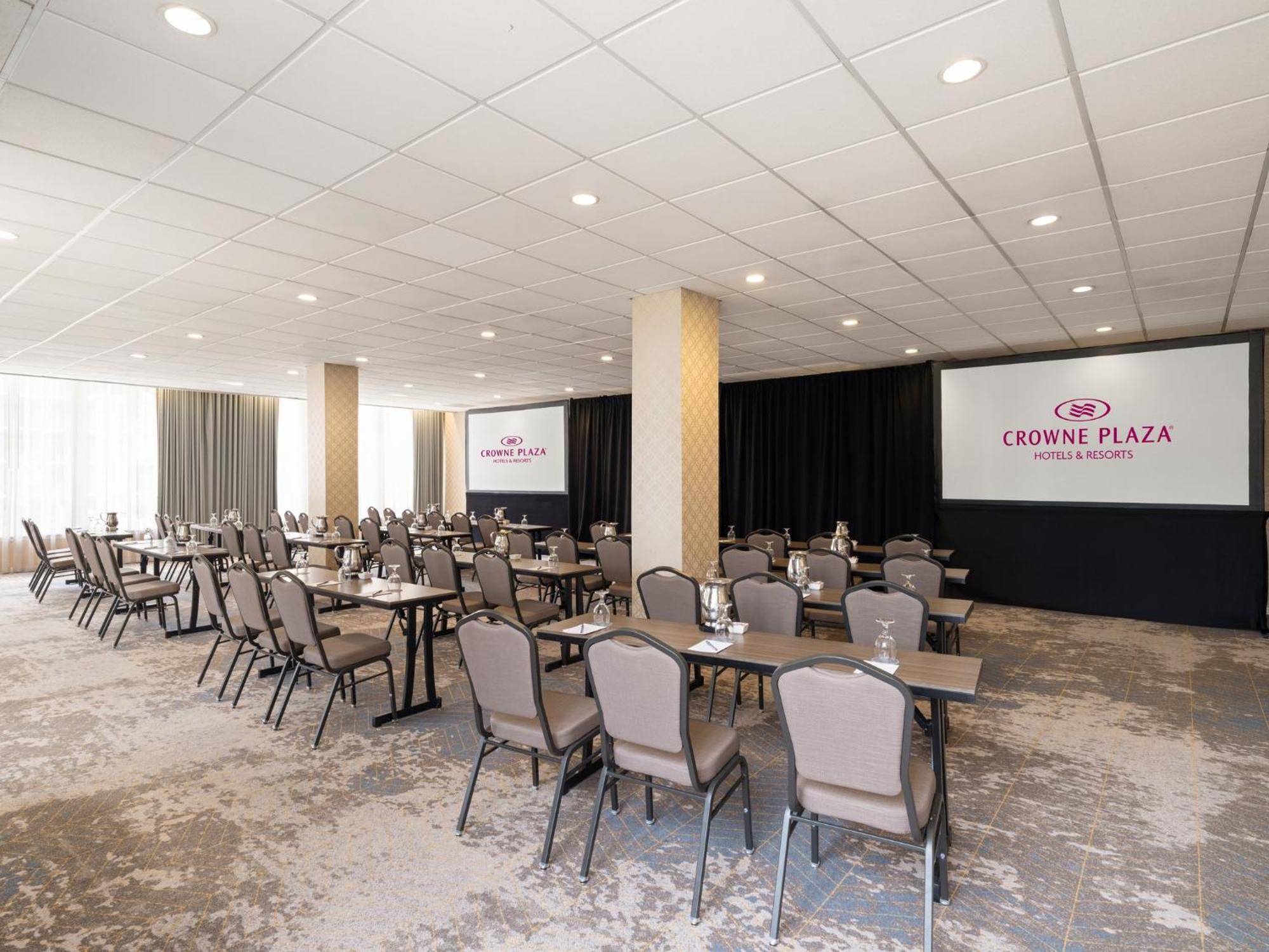 Crowne Plaza Phoenix - Chandler Golf Resort By Ihg Exterior foto