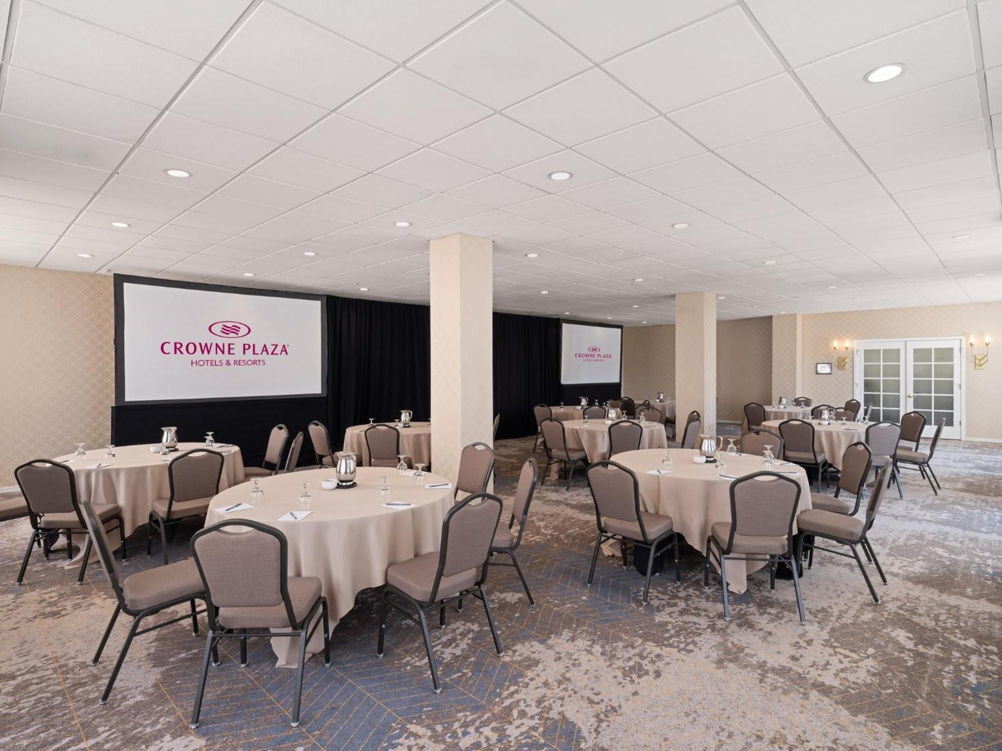 Crowne Plaza Phoenix - Chandler Golf Resort By Ihg Exterior foto