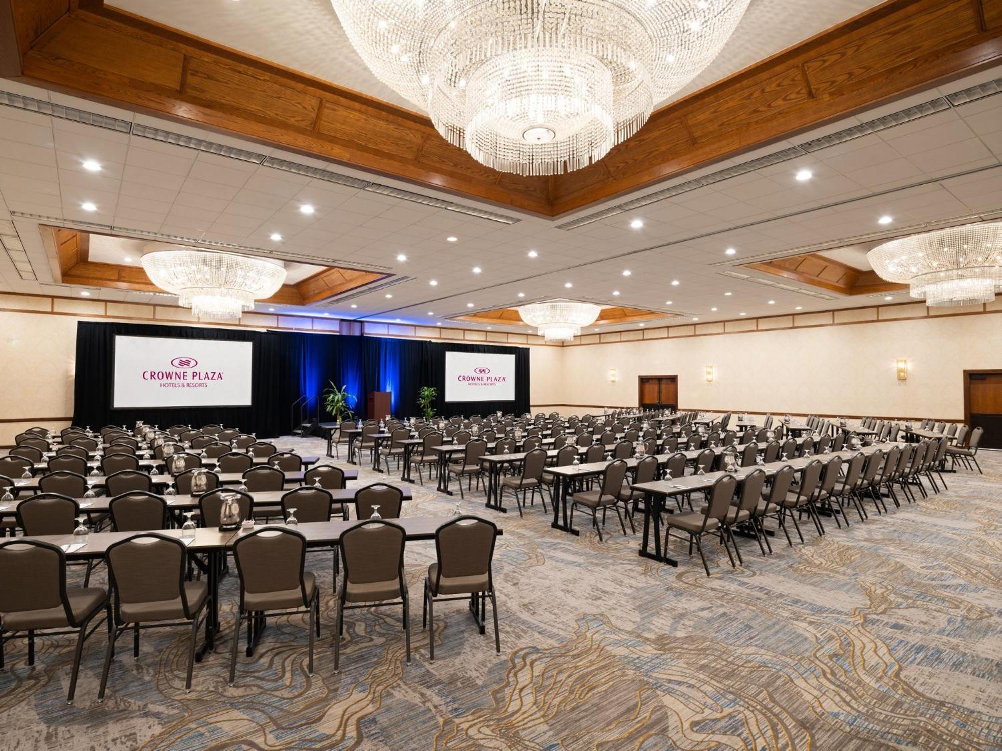 Crowne Plaza Phoenix - Chandler Golf Resort By Ihg Exterior foto