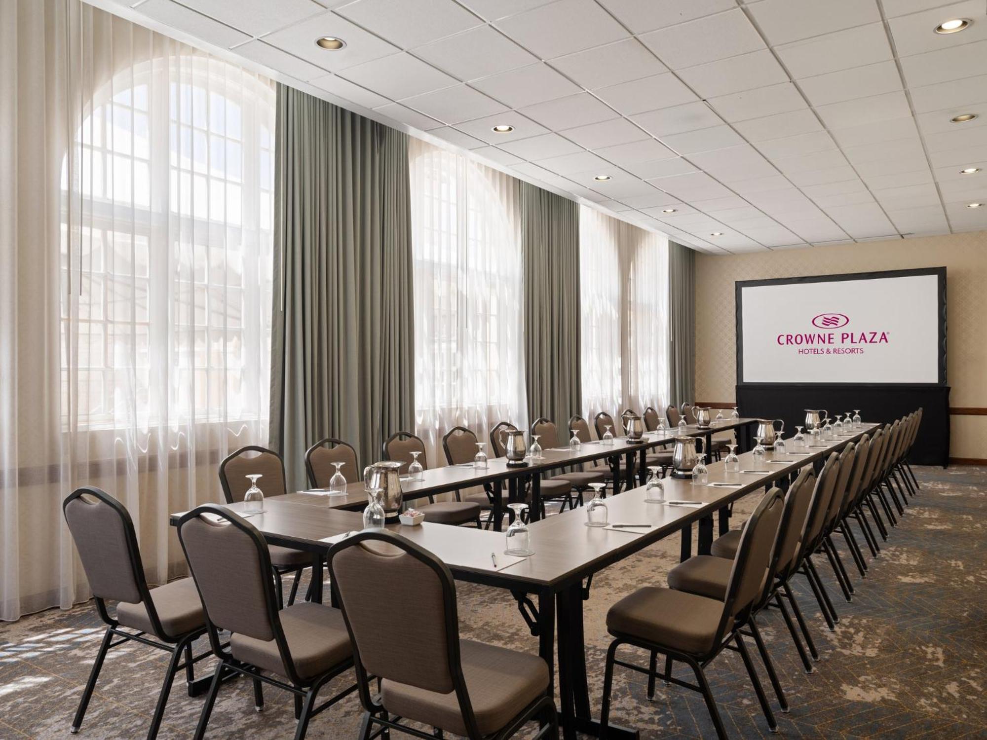 Crowne Plaza Phoenix - Chandler Golf Resort By Ihg Exterior foto