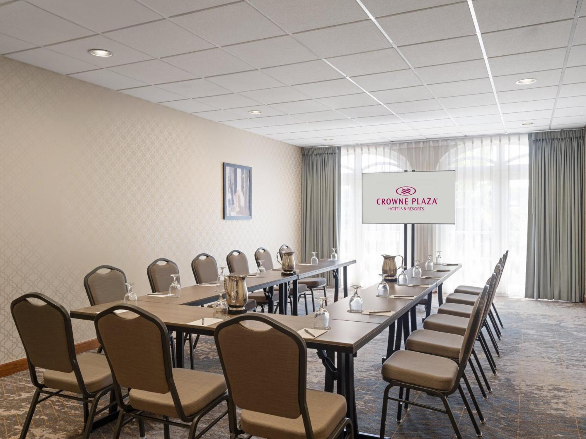 Crowne Plaza Phoenix - Chandler Golf Resort By Ihg Exterior foto